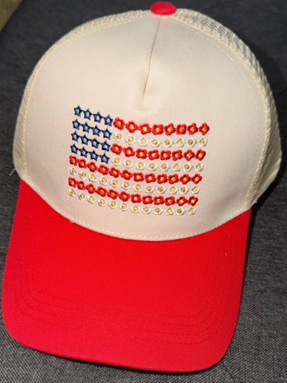 Patriotic Two-Tone Floral American Flag Trucker Hat